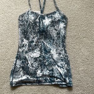 blue patterned lulumeon tank